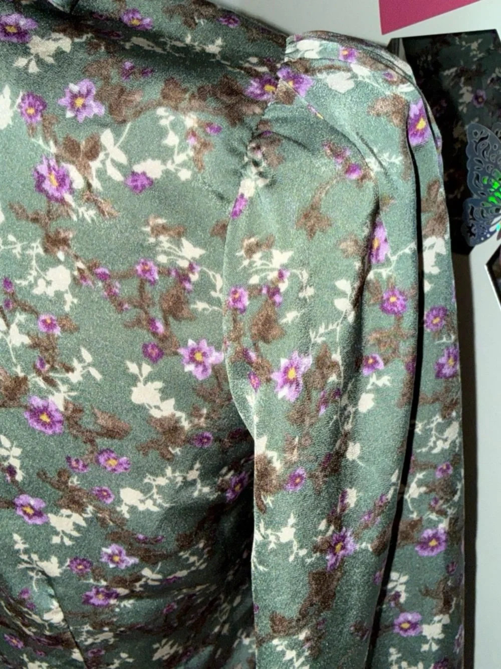 Astr Puff sleeve Olive Green Floral High-Neck Long-Sleeve Blouse